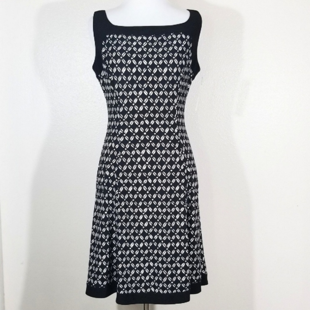 NWT Chaps Black and White Sleeveless Dress